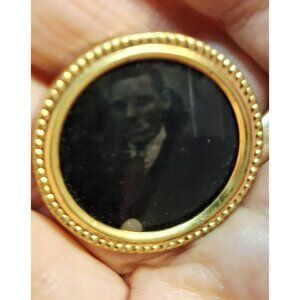 Antiques Victorian Mourning Pinchbeck Ghost Photo Brooch